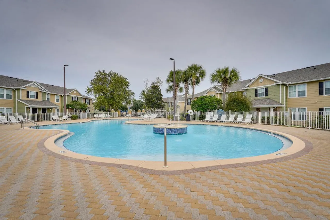Pcb Condo With Pool Access 1 Mi To Beach! بنما سيتي بيتش 0*,