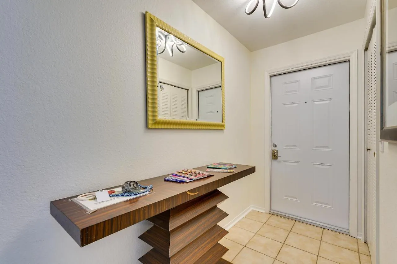 Pcb Condo With Pool Access 1 Mi To Beach! بنما سيتي بيتش