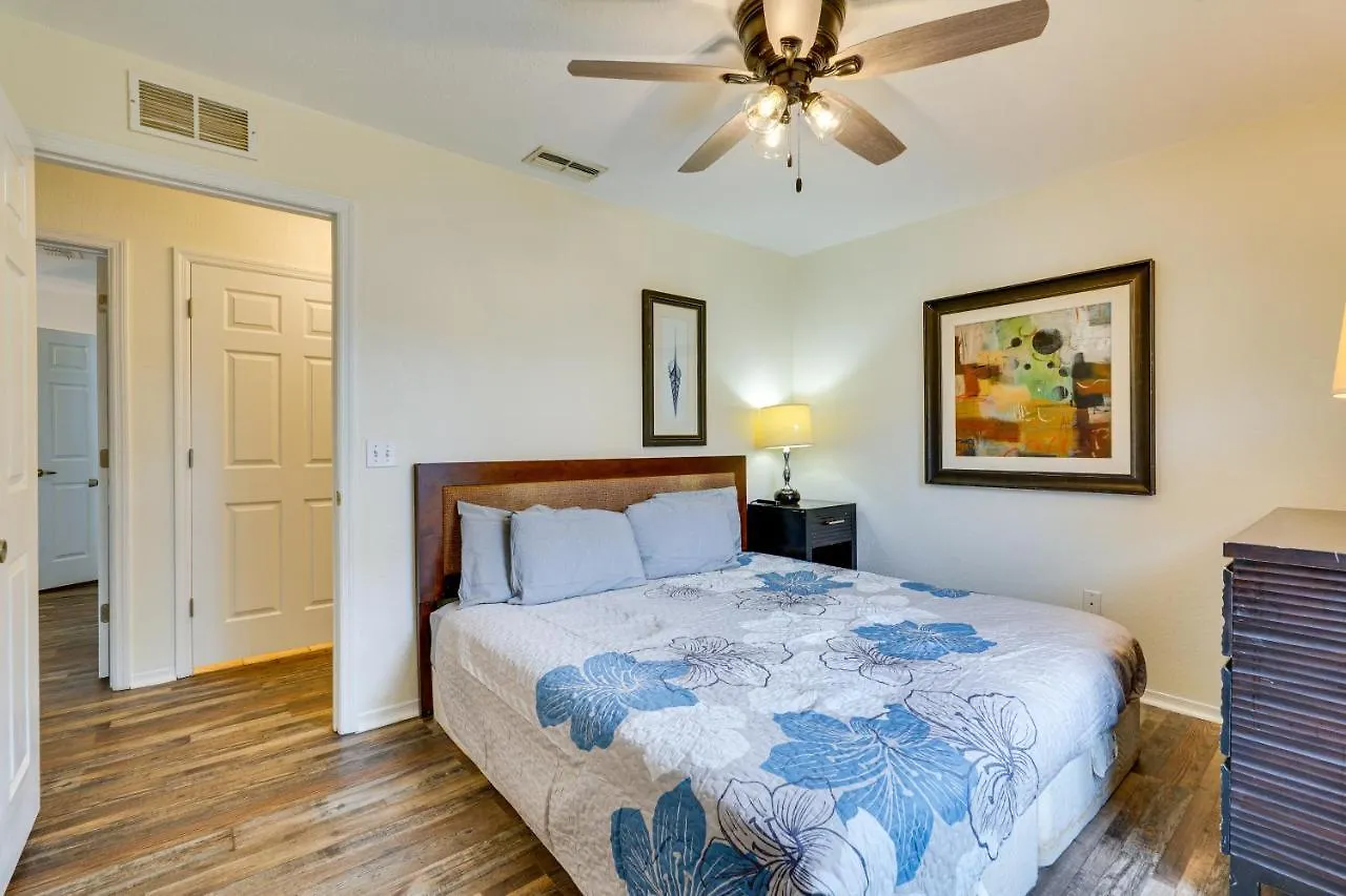 Pcb Condo With Pool Access 1 Mi To Beach! بنما سيتي بيتش شقة