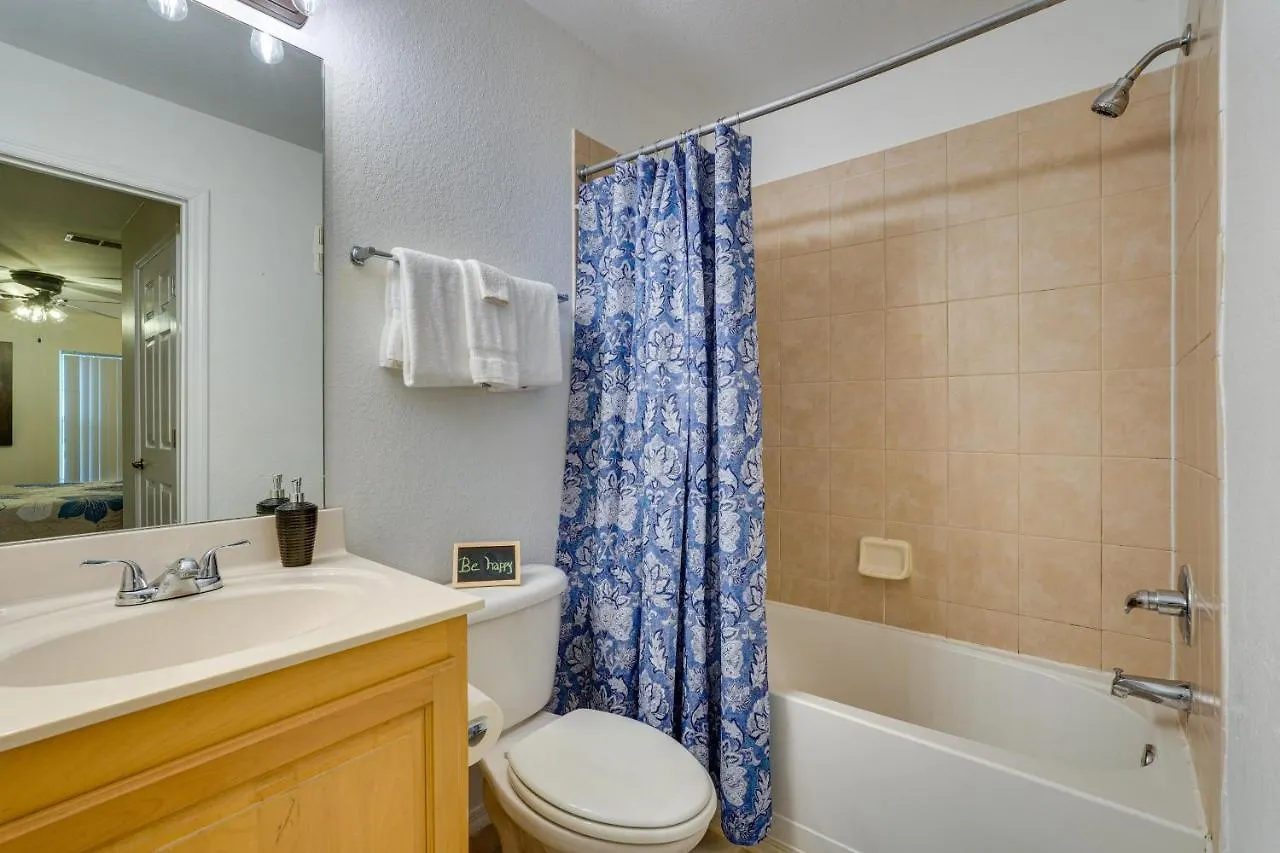 Pcb Condo With Pool Access 1 Mi To Beach! بنما سيتي بيتش شقة
